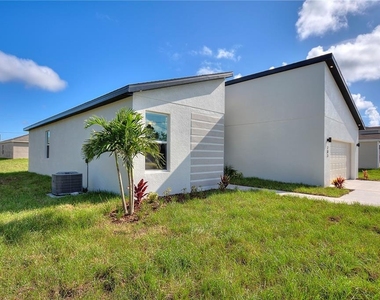205 Hyacinth Court - Photo Thumbnail 4
