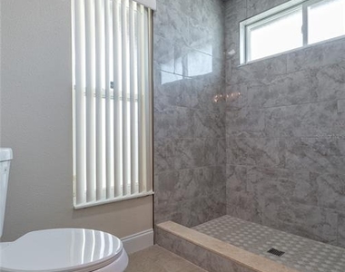 166 Alameda Drive - Photo Thumbnail 24