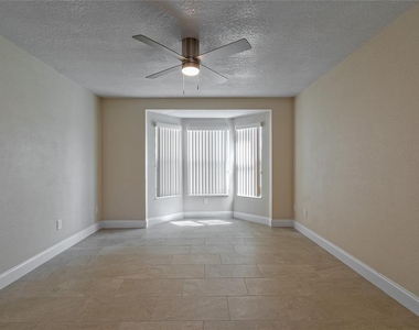 166 Alameda Drive - Photo Thumbnail 9
