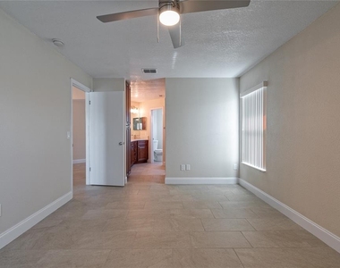 166 Alameda Drive - Photo Thumbnail 22