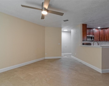 166 Alameda Drive - Photo Thumbnail 10