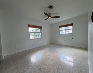 504 Adirondack Avenue - Photo Thumbnail 4