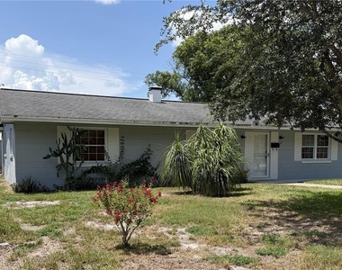 504 Adirondack Avenue - Photo Thumbnail 10