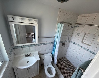 504 Adirondack Avenue - Photo Thumbnail 5