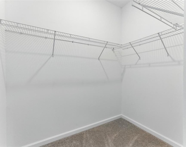 2301 White Buffalo Street - Photo Thumbnail 6