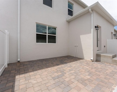 2301 White Buffalo Street - Photo Thumbnail 21