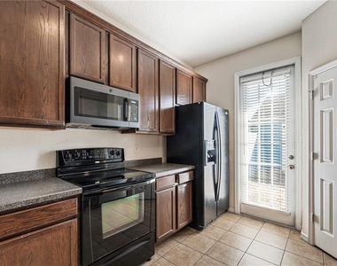 8480 Leeland Archer Boulevard - Photo Thumbnail 4