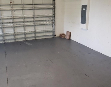13818 Eliot Avenue - Photo Thumbnail 34