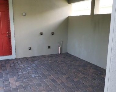 13818 Eliot Avenue - Photo Thumbnail 32