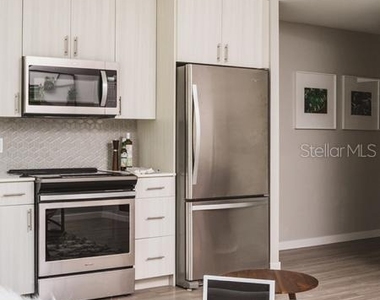 119-2 E Pine Street - Photo Thumbnail 36