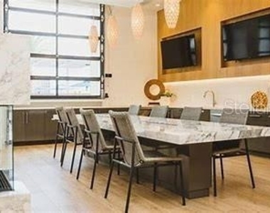 119-2 E Pine Street - Photo Thumbnail 5