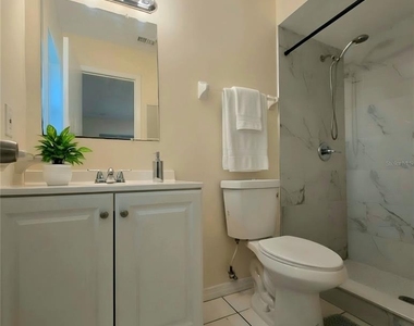 1786 Giles Street - Photo Thumbnail 9