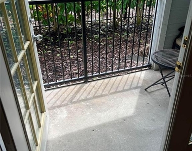 206 E South Street - Photo Thumbnail 3