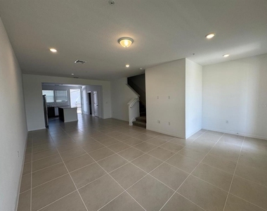 4561 Orchard View Alley - Photo Thumbnail 3