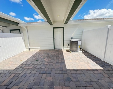 4561 Orchard View Alley - Photo Thumbnail 22