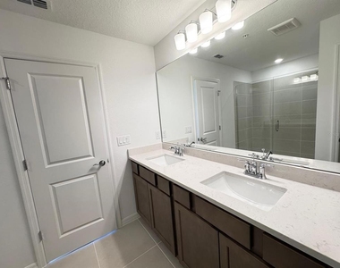 4561 Orchard View Alley - Photo Thumbnail 7