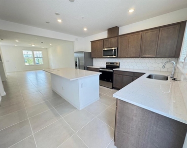4561 Orchard View Alley - Photo Thumbnail 20