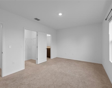402 Feltrim Reserve Boulevard - Photo Thumbnail 25