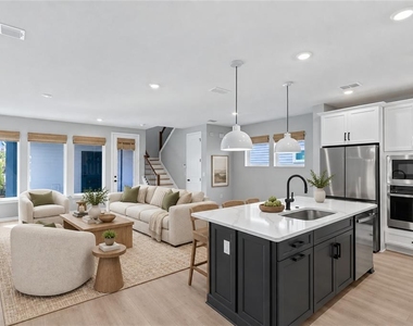 3089 Voyager Avenue - Photo Thumbnail 7
