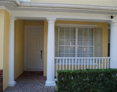 4925 Poolside Dr - Photo Thumbnail 1