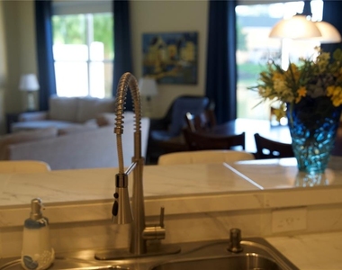 4925 Poolside Dr - Photo Thumbnail 5