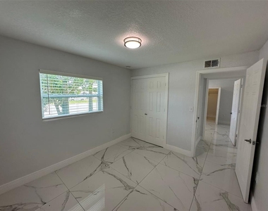 1710 S Washington Avenue - Photo Thumbnail 10