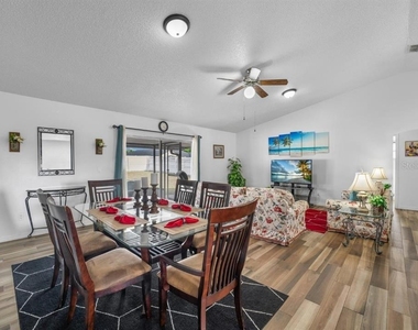 1065 Jason Ridge Court - Photo Thumbnail 5
