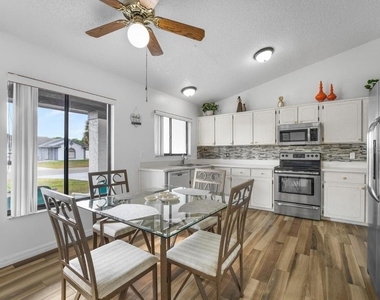1065 Jason Ridge Court - Photo Thumbnail 2