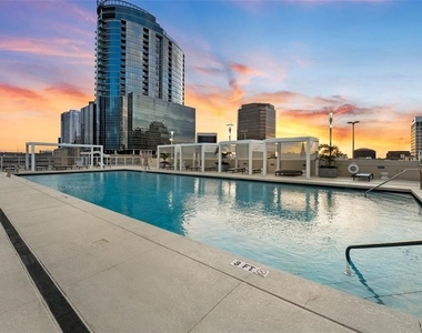 150 E Robinson Street - Photo Thumbnail 52