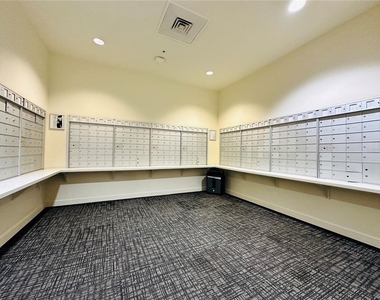 150 E Robinson Street - Photo Thumbnail 38