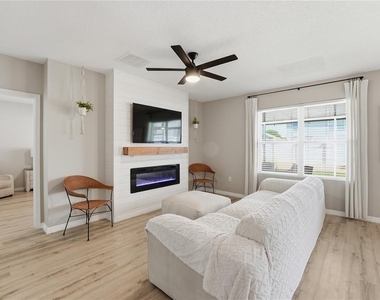 1895 Green Dragon Drive - Photo Thumbnail 14