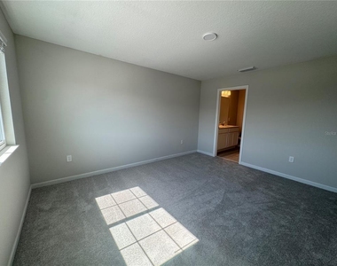 14922 Harvest Street - Photo Thumbnail 11