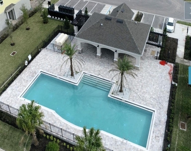14922 Harvest Street - Photo Thumbnail 21