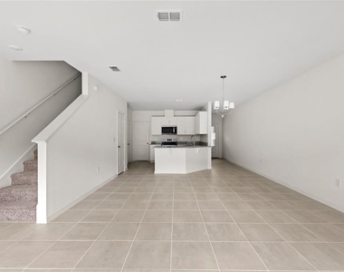 2804 Moonshadow Court - Photo Thumbnail 16