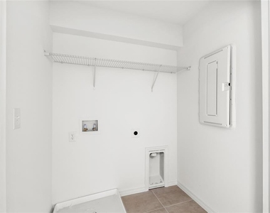 2804 Moonshadow Court - Photo Thumbnail 19