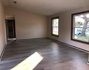 3157 Utah Drive - Photo Thumbnail 2