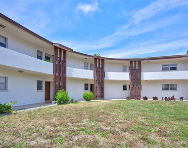 245 Center Road - Photo Thumbnail 28