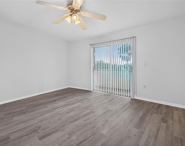 245 Center Road - Photo Thumbnail 23