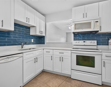 245 Center Road - Photo Thumbnail 1