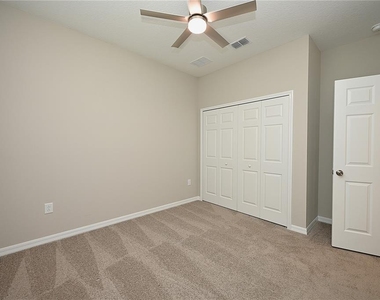 5507 Freesia Drive - Photo Thumbnail 37