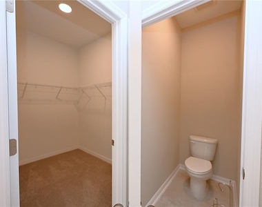 5507 Freesia Drive - Photo Thumbnail 21