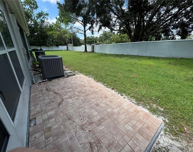 2308 Lake Woodberry Circle - Photo Thumbnail 26