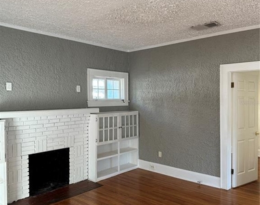 325 W Palm Drive - Photo Thumbnail 9