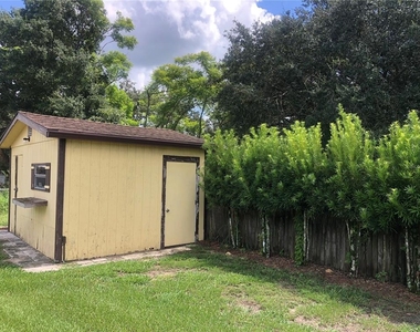 8 Moonlight Lane - Photo Thumbnail 12