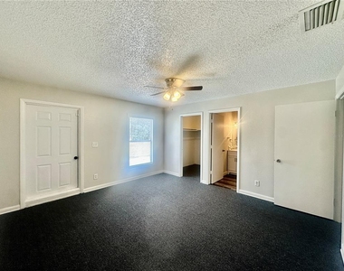 5850 Cypress Gardens Boulevard - Photo Thumbnail 13