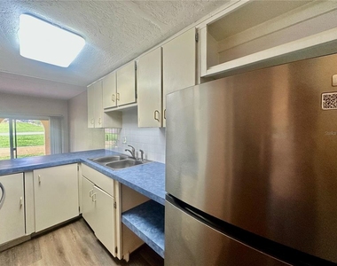 5850 Cypress Gardens Boulevard - Photo Thumbnail 8