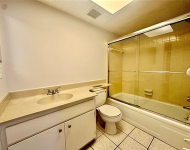 606 Pavare Court - Photo Thumbnail 13
