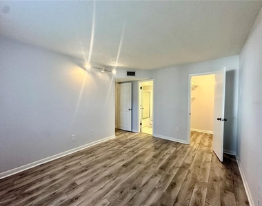 606 Pavare Court - Photo Thumbnail 8