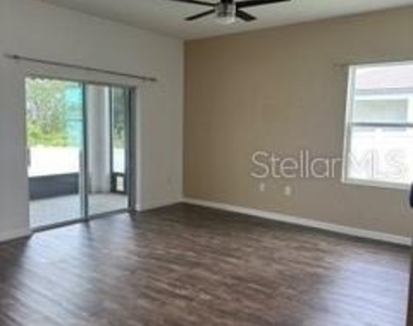 16119 Florets Drive - Photo Thumbnail 11