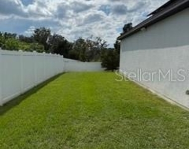 16119 Florets Drive - Photo Thumbnail 20